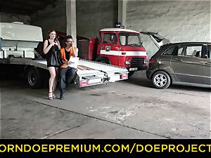 BROKEDOWN babes - bodacious red-haired tears up truck driver