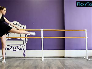 mind-blowing amateur ballerina